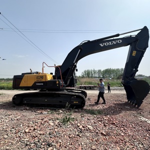 รถขุดมือสอง VOLVO EC290 ขนาด 29 ตัน รถขุดขนาดใหญ่ แรงขุดทรงพลัง ห้องโดยสารสะดวกสบาย สำหรับงานก่อสร้างและเหมืองแร่ คุณภาพสูง - Product Image 2