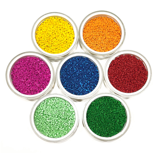 Masterbatch Colorato per Estrusione di Film Soffiato per Sacchetti Alimentari con Alta Concentrazione e Flusso di Fusione Costante - Product Image 2
