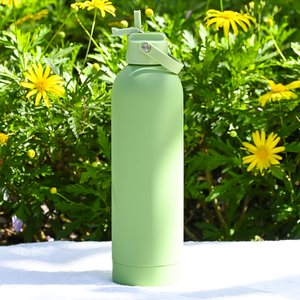 Custom Logo 750ml Large Capacity Insulated Water <b>Bottle</b> Dustproof <b>Straw</b> Lid Travel <b>Bottle</b> for Outdoor Sports Gym Yoga - Product Image 1