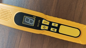 <span class=keywords><strong>RLD</strong></span>-200 détecteur de fuite de réfrigérant numérique Portable détecteur de fuite de climatisation automatique outil d'entretien pièces de congélateur - Product Image 2