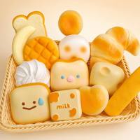 Jouets sensoriels anti-stress en PU à rebond lent, personnalisables, en forme de pain, de croissant et de briquettes, mignons, pour la décompression, vente en gros