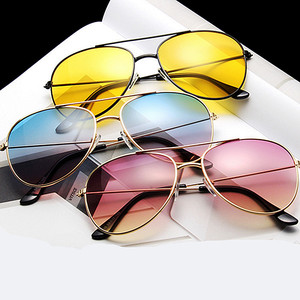 Nuovi Occhiali da Sole <span class=keywords><strong>Aviator</strong></span> con Doppio Ponte per Uomo e Donna, Montatura in Lega, Lenti Sfumate Oceaniche - Product Image 2