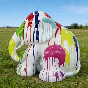 Scultura Animale in Resina per Esterni su Misura, Grande Scala, Dipinta a Mano, Dorata, con Finitura Effetto Crepe, Elefante in Fibra di Vetro - Product Image 6