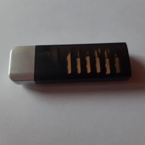 Juego de Destornilladores de Precisión 6 en 1, Acero al Carbono, Multi-Puntas, con Luz LED, para Reparación de Electrónicos y Relojes - Product Image 6