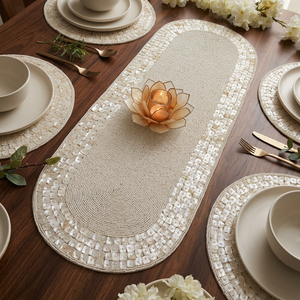 Camino de Mesa Tejido Beige con Borde de Conchas, Estilo Bohemio, Decoración para el Hogar, Lavable - Product Image 1
