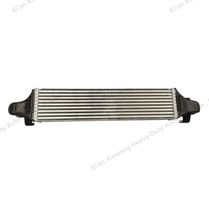 Accessoire de refroidisseur intermédiaire OEM A2465000100 pour BENZ <span class=keywords><strong>CLA</strong></span> W117 - Product Image 2