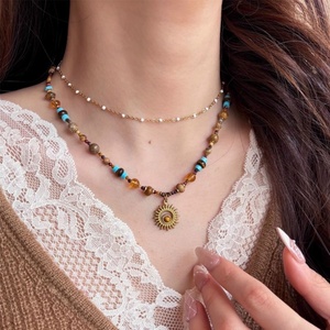 Colliers à perles colorées de style bohème pour femmes, plaqués or 14 carats, en acier inoxydable 316L PVD, avec pendentif - Product Image 1