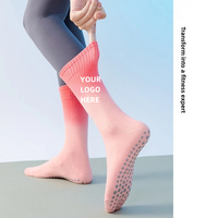Top Vente Logo Personnalisé Meilleur Respirant Résistant À L'usure Gradient Couleur Yoga Pilates Crew Full Grip Chaussettes