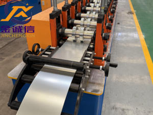 Yeso Drywall <span class=keywords><strong>C</strong></span> Stud U Track <span class=keywords><strong>Roll</strong></span> <span class=keywords><strong>Forming</strong></span> <span class=keywords><strong>Machine</strong></span> Marco de acero y maquinaria Purlin - Product Image 6