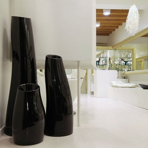 Maceta Nórdica de Fibra de Vidrio, Florero Moderno, Decoración de Piso para Jardín, Compatible con Flores Artificiales, Uso Interior y Exterior para Hoteles - Product Image 4