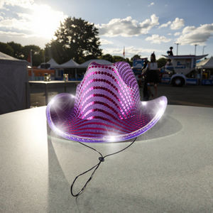Cappello da Cowboy LED Personalizzato alla Moda, Costume da Cowboy Spaziale, Novità per Feste Rave, Matrimoni, Carnevali - Product Image 1