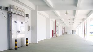 Magazzino Frigorifero su Larga Scala con Pannelli Sandwich, Personalizzato per Logistica Alimentare e Centri di Distribuzione - Product Image 4