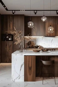 Gabinetes de Cocina de Madera Clara Hechos a Medida Vermonhouzz con Barra de Desayuno Compacta para una Decoración Cálida y Neutral en Toda la Casa - Product Image 5