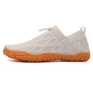 Nuevos Zapatos Deportivos Unisex Ligeros con Suela Blanda, de Color Sólido, Versátiles, Transpirables, de Malla Alta para Primavera, para Correr, con Drop Cero y Diseño Ancho para Pies Descalzos - Product Image 1