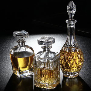 Square 700ml Crystal Glass <strong>Wine</strong> Bottle Whiskey <strong>Decanter</strong> <strong>with</strong> Glass <strong>Stopper</strong> - Product Image 3