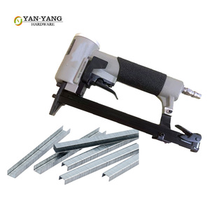Grapas Neumáticas para Sofás Yanyang 17Ga 1425, Grapas de Alta Resistencia 1438 1450 <span class=keywords><strong>1445</strong></span>, Grapas Galvanizadas Tipo U para Tapicería y Muebles - Product Image 4