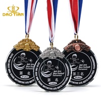 Médaille de sport en verre cristal transparent avec support métallique or, argent, bronze, gravée, pour football, marathon, course à pied, avec ruban