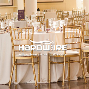 Chaises Napoléon Chiavari pour Mariage et Événements en Extérieur à Vendre - Product Image 1