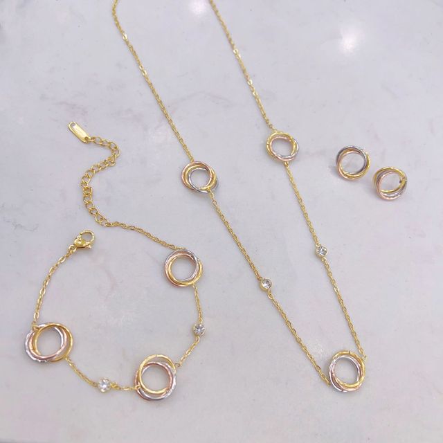 Hot Selling Fashion Jewelry Set with Multicolor Layered Circle Pendant 18K Gold Plated Necklace and Earrings Jewelry  for Women