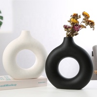 Vase en céramique en porcelaine Nature Nordic, cercle creux, blanc, pour décoration de table, vase à fleurs pour décorations intérieures, décoration de la maison