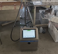 Imprimante à jet d'encre continu haute vitesse CIJ pour le codage de la date sur le plastique, le verre, le métal, le carton pour les lignes de production, les bouteilles, les canettes