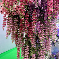 Décoration florale artificielle de jardin Monet : Lanterne de lotus et carillon éolien pour photographie de mariage et aménagement paysager extérieur