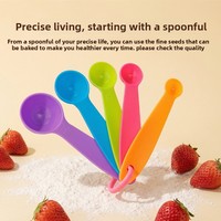Ensemble de 120 douilles de décoration de gâteaux, cuillères doseuses et kit de pâtisserie pour la décoration de biscuits et crèmes, avec boîte de rangement colorée – Vente directe usine