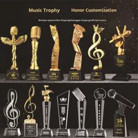 Trophée en cristal blanc musical avec logo personnalisable par gravure et sablage pour plaques de concours de piano