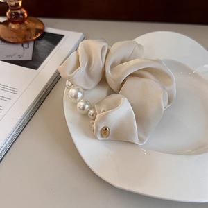 Silk Satin Elegant Design Satin Fabric Pearl Women <strong>Hair</strong> <strong>Ties</strong> Accessories Scrunchies With Pearl - Product Image 4