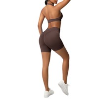 Ensemble de sport 2 pièces sans couture pour femme : Soutien-gorge de sport à col halter et short cycliste taille haute, effet push-up, anti-transparence lors des squats, personnalisable avec logo