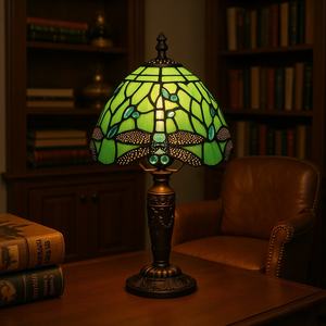 Lampe de table de luxe Ouhao avec abat-jour en forme de dôme, verre Tiffany, lumière d'ambiance décorative d'intérieur, lampe de chevet - Product Image 5