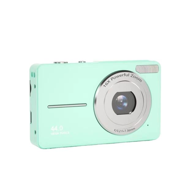 4K Ultra Clear Compact Card Camera Retro CCD Camera Video Pocket Camera 8M Hardware Sensor 18x Zoom Gimble