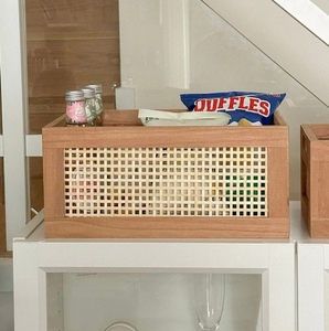 Vintage-inspirierter <span class=keywords><strong>Rattan</strong></span> gewebter hölzerner Aufbewahrung skorb Hand gewebter Snack korb Buch organisator Holzkisten