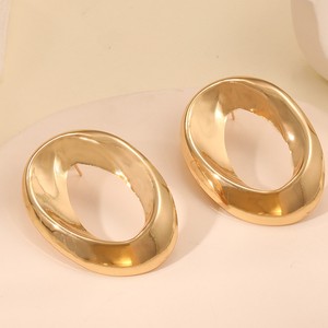 Euro-American <b>Cross</b>-border Fashion Vintage Multi-layered Flower Alloy Style Unisex Stud <b>Earrings</b> Jewelry Wholesale - Product Image 2