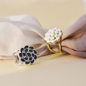 法国复古空姐方形真丝围巾配珍珠合金扣和餐巾戒指服装配件 - Product Image 2