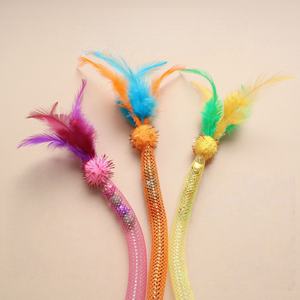 ของเล่นพลาสติกขนนกนิ่มย้อมสีดีไซน์<span class=keywords><strong>ล่าสุด</strong></span> - Product Image 2