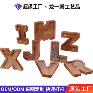 Hucha de madera con letras, diseño moderno y sencillo, adornos con temática de amor y persistencia. - Product Image 3