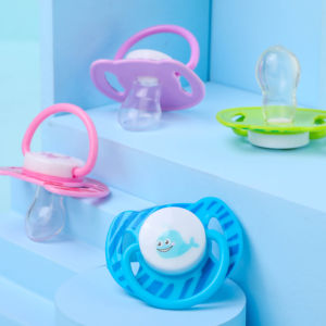 BPA içermeyen özelleştirilebilir silikon emzik yumuşak karikatür-tasarım diş çıkarma bebekler 0-12 ay toptan bebek ürünü - Product Image 1