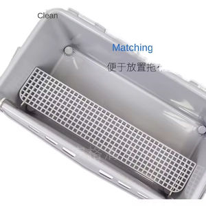 Secchio Professionale in Plastica Rettangolare per Pulizia Finestre con Manico Ergonomico e Panno in Microfibra - Product Image 3