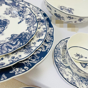 Service de table de luxe en porcelaine fine de style européen, 41 pièces, assiettes à dessert - Product Image 6