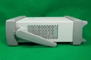 Keysight 33502A 2 canales 50Vpp amplificador de alta potencia 100kHz de Japón Usado - Product Image 2