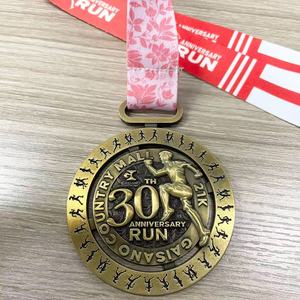 Medallas <span class=keywords><strong>de</strong></span> Metal Navideñas con Ángel en 3D Personalizadas, Chapadas en Oro, Esmalte Duro, Fundición <span class=keywords><strong>de</strong></span> Aleación <span class=keywords><strong>de</strong></span> Zinc para Competiciones <span class=keywords><strong>de</strong></span> Carrera, Natación y Ciclismo - Product Image 2