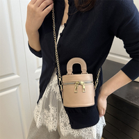 Sac seau en polyester imperméable à double fermeture éclair, style coréen, nouvelle collection été 2025, pour femme, léger, luxe, tendance, bandoulière