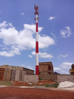 Tour d'antenne WiFi pour station de base monopolaire de communication mobile GSM