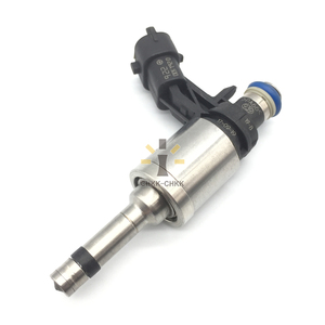 Injecteur de carburant PEIVSO, prix de gros direct usine, pour Buick, remplace OE 0261500226 FB5E-9F593-AA - Product Image 1