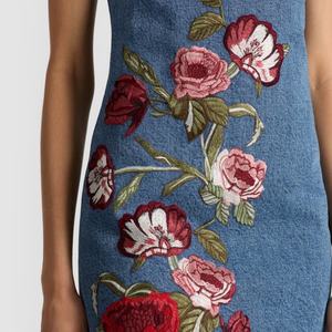 Vestido Mini Vaquero para Mujer 2025 OEM con Bordado, Estilo Elegante para Damas, Vestidos Casuales de Verano - Product Image 3