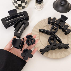 Pinza de Pelo Grande de Plástico Marrón con Forma de Flor, Pinza de Pelo Tipo Cangrejo, Accesorios Baratos al por Mayor, Artstar para Mujeres Jóvenes - Product Image 3