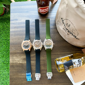 Montre de Plongée 40mm Personnalisée Logo NH35 avec Mouvement Automatique Seiko de Luxe, <span class=keywords><strong>Cadran</strong></span> <span class=keywords><strong>Noir</strong></span> Argent Étanche en Verre Saphir pour Hommes - Product Image 6