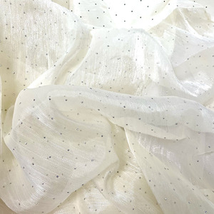 Tissu en organza de polyester texturé avec strass thermocollants, rigide et brillant, pour la décoration de mariage, les robes, les voiles et les événements - Product Image 1