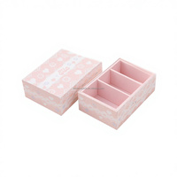 Boîte cadeau rigide rose multi-compartiments, écologique, avec doublure en éponge, finition mate, structure à ruban, logo personnalisé pour sous-vêtements